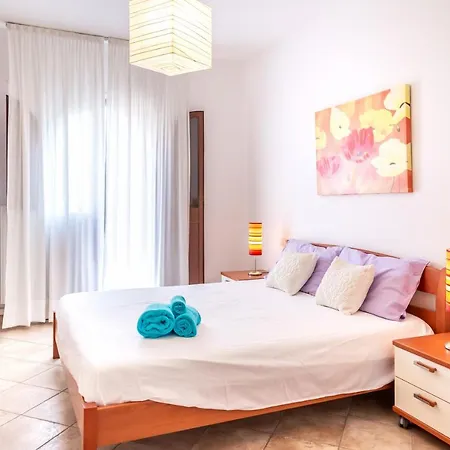 Apartment Orange House *